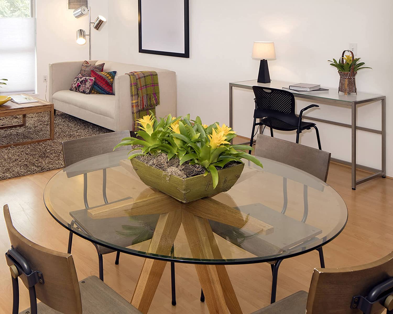 Glass table top in New York