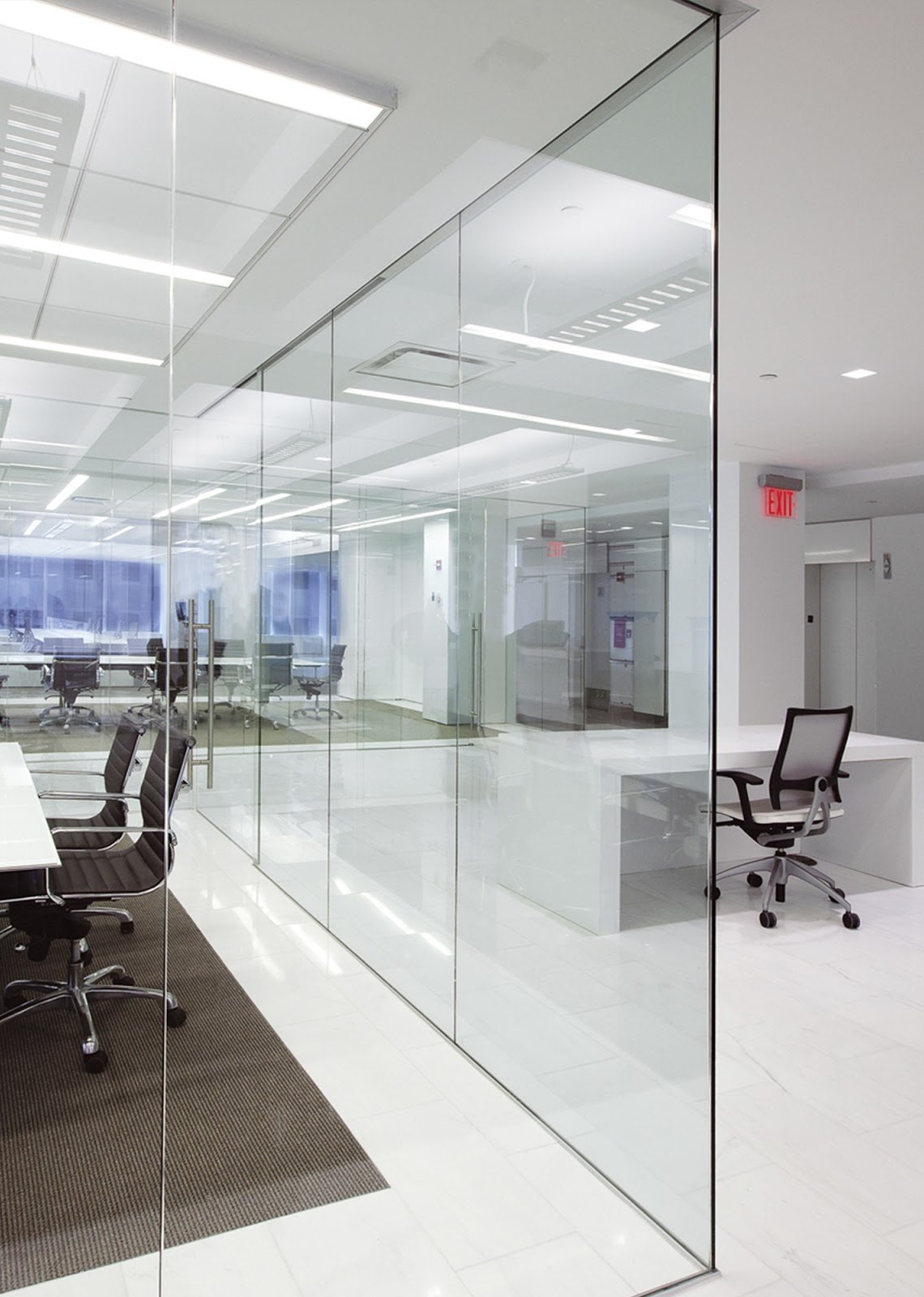 Partition glass wall