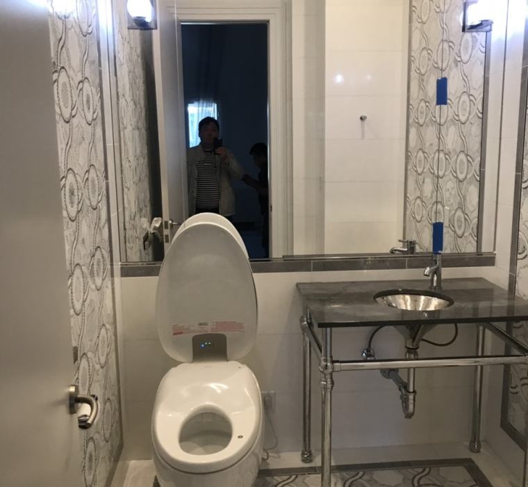 new york bathroom mirror